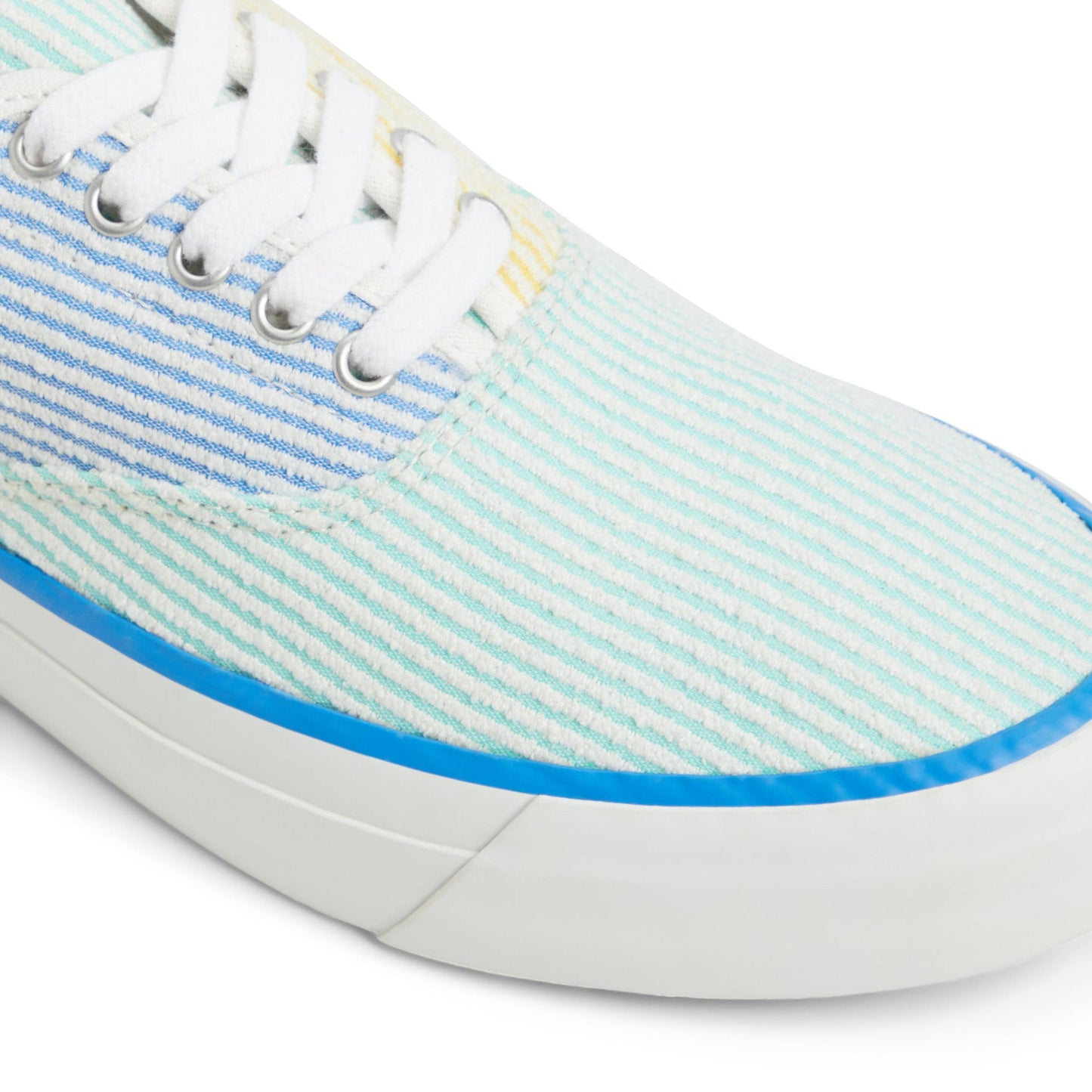 รองเท้าผ้าใบ ผู้ชาย Cloud Striped CVO