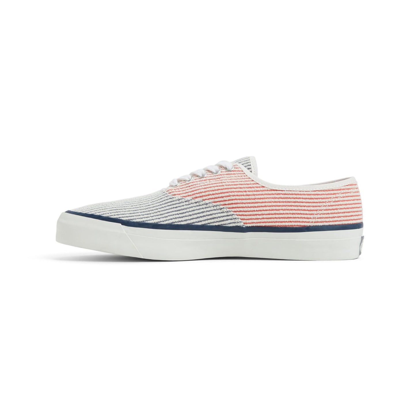 รองเท้าผ้าใบ ผู้ชาย Cloud Striped CVO