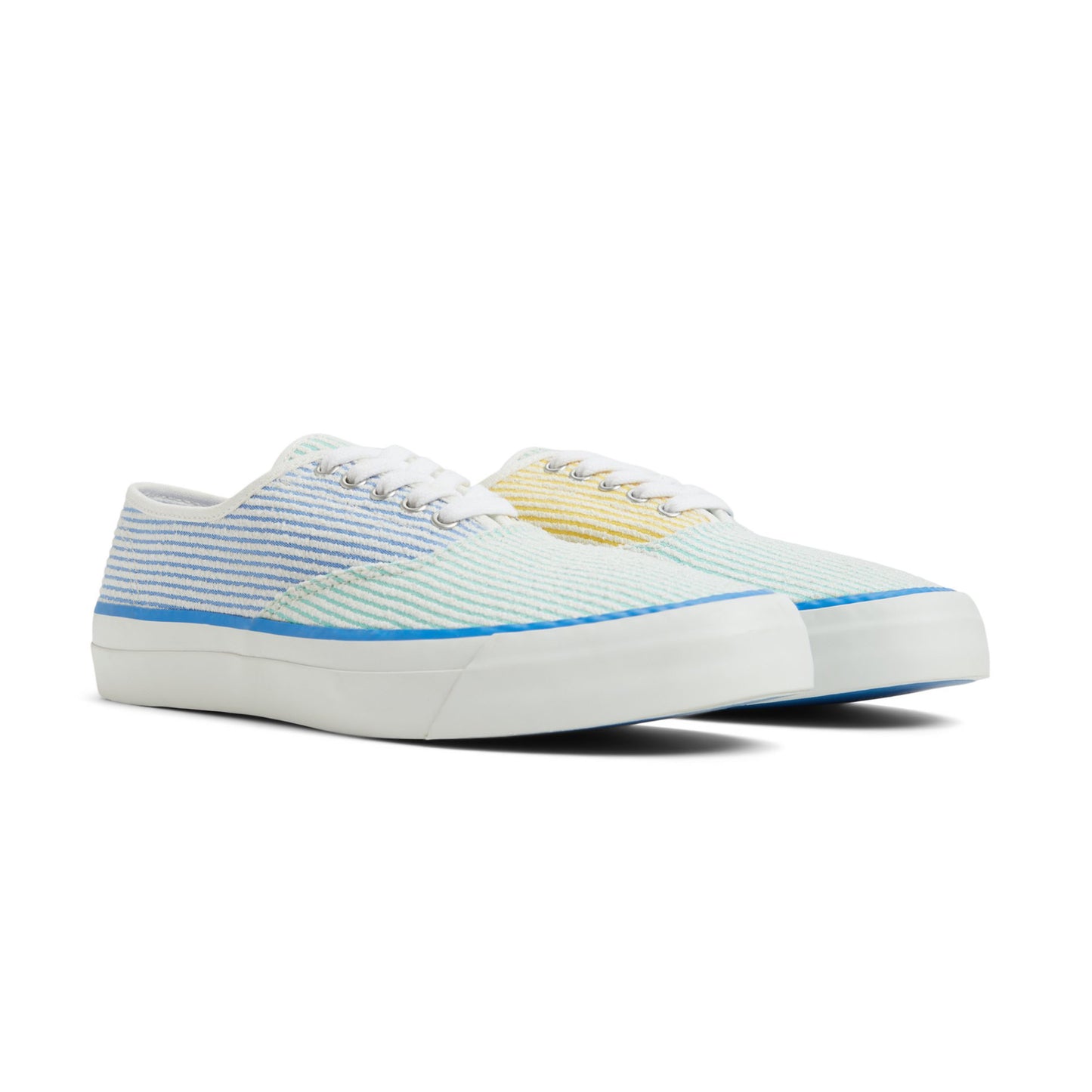 รองเท้าผ้าใบ ผู้ชาย Cloud Striped CVO