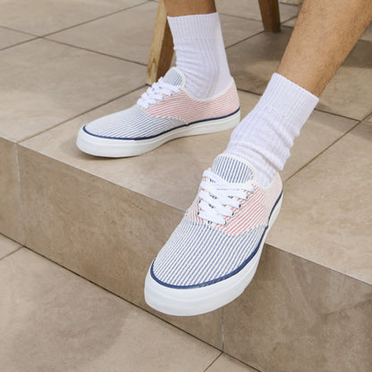 รองเท้าผ้าใบ ผู้ชาย Cloud Striped CVO